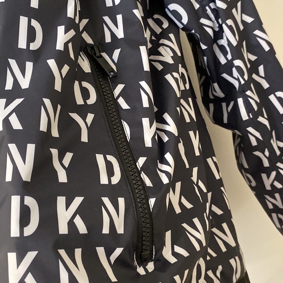 DKNY Windbreaker - Picture 4 of 7
